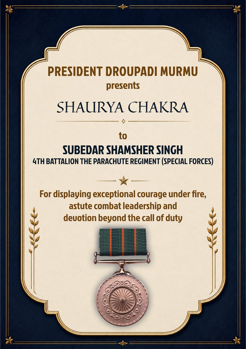 rashtrapatibhvn's tweet photo. President Droupadi Murmu presents Shaurya Chakra to Subedar Shamsher Singh, 4th Battalion The Parachute Regiment (Special Forces), for displaying exceptional courage under fire, astute combat leadership and devotion beyond the call of duty. During a counter-terror operation in Srinagar District, he came under intense fire while clearing his sector. Displaying exceptional presence of mind and battlefield composure, he identified the location of incoming fire of the terrorist, repositioned himself under direct enemy engagement and returned accurate fire.