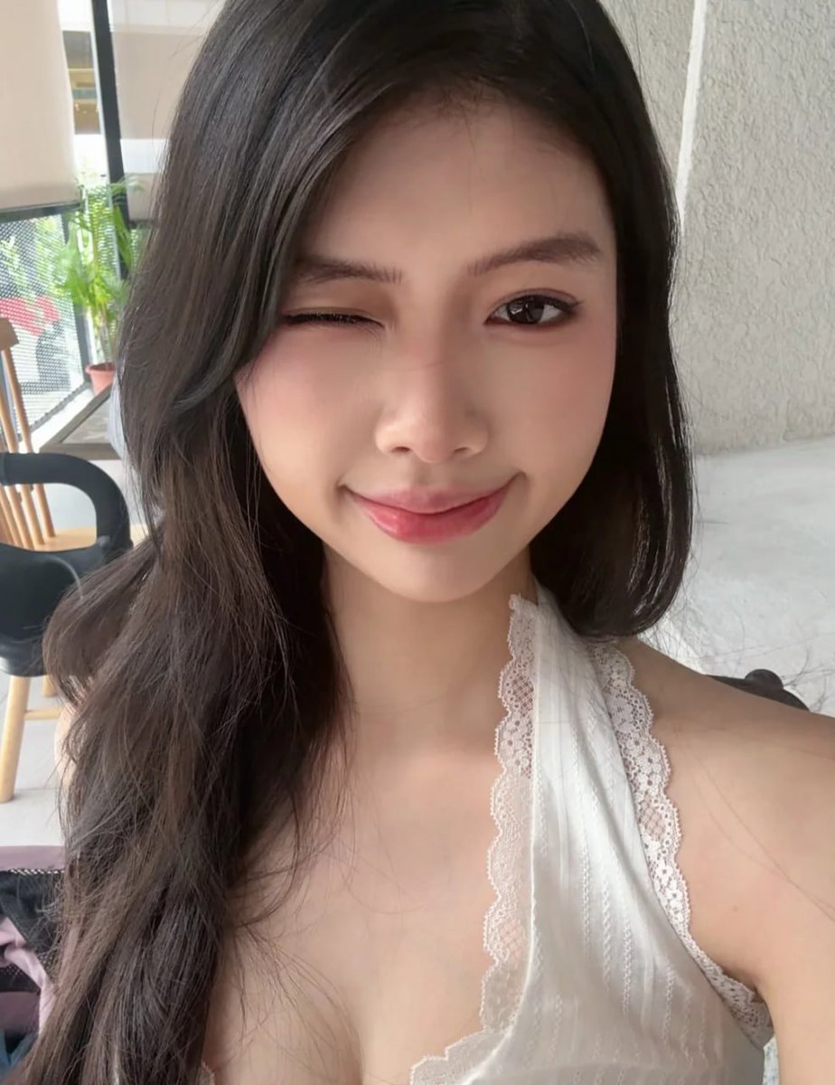 上海美女在线 tweet media