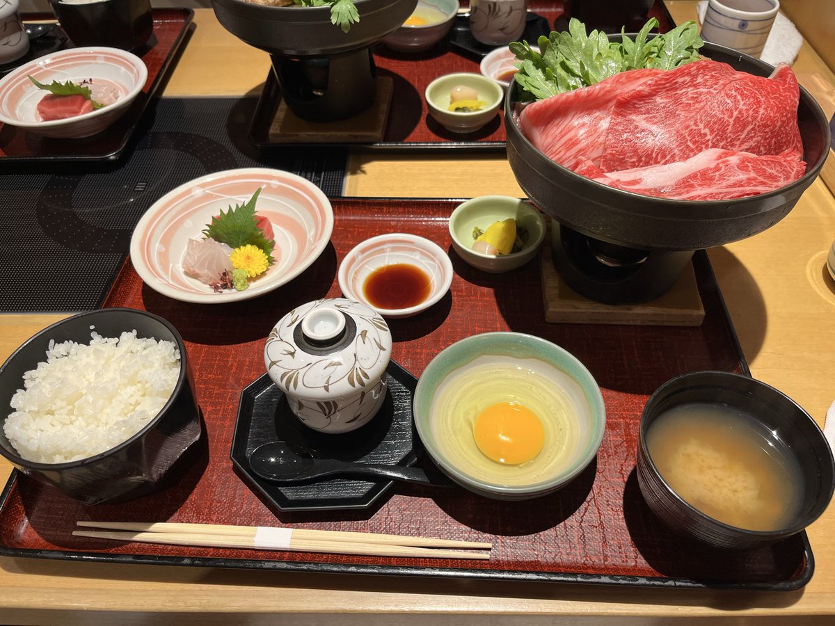 ayadress's tweet photo. 今日はいい日なんだ！旦那の短気なんかに負けてられない！！！
いいランチ食べたんだ(^^) https://t.co/gY2RccBTKI