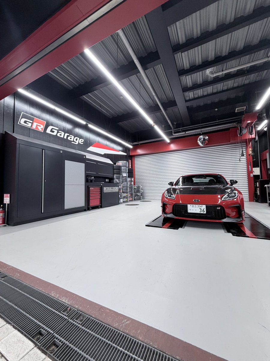 Take_GR86's tweet photo. リニューアルオープンしたGR Garage 東京北
に行ってきました！
許可をいただきお写真を撮らせていただきました https://t.co/lEFjmjPeb7
