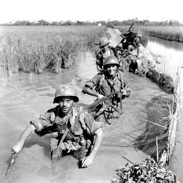 FranckGalbert's tweet photo. En ce 8 juin, la Nation se souvient. Cérémonie solennelle au Cannet en hommage à nos soldats tombés en Indochine. Leur sacrifice pour la France nous oblige. N'oublions jamais, et transmettons cette mémoire à notre jeunesse. 🇫🇷 #LeCannet #Indochine #DevoirDeMémoire https://t.co/bpyCMFmQqJ