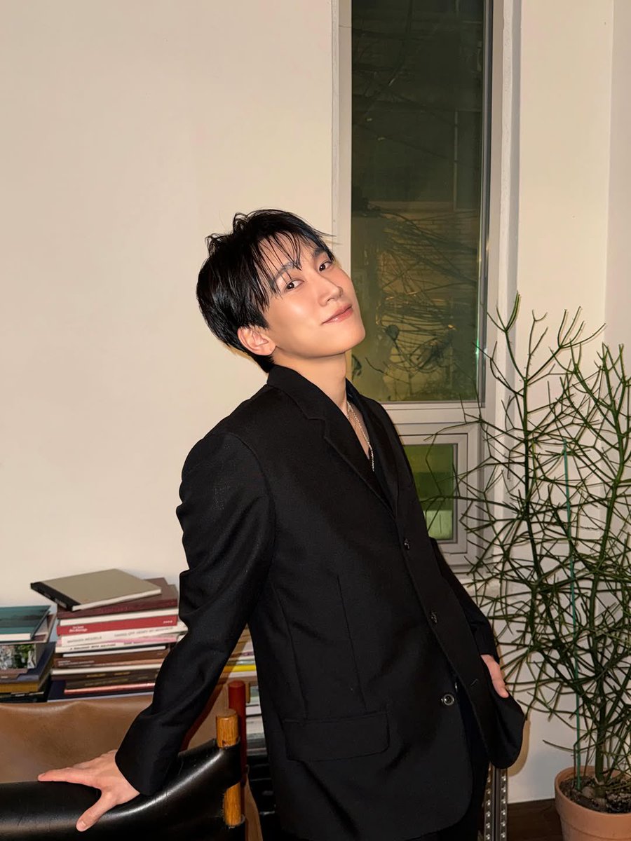 chessitty_'s tweet photo. 260608 #서은광 인스타 

월요일 이겨내느라 고생했어요 모두 🔥👏😸 https://t.co/QpwuTdoiRH