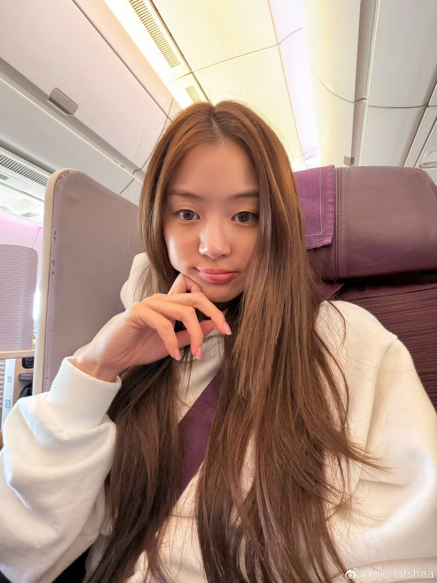 บฟ εїз tweet media