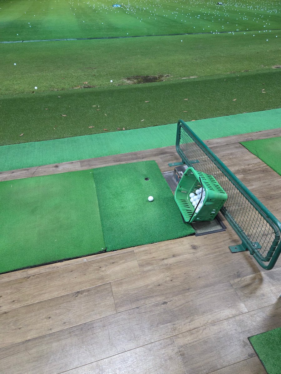 sabrou25's tweet photo. ⛳️ https://t.co/HYoCUkg8dw