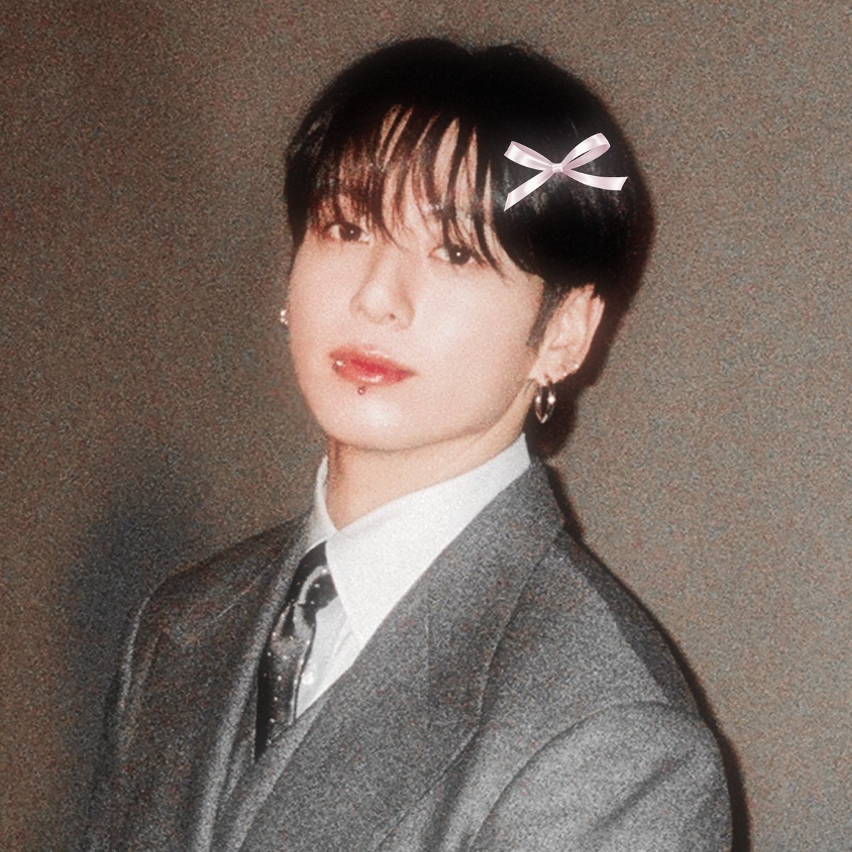 cerunika's tweet photo. the glossy pinks lips, he’s the prettiest omega to ever exist 🥺 https://t.co/PAEvFPaAKF