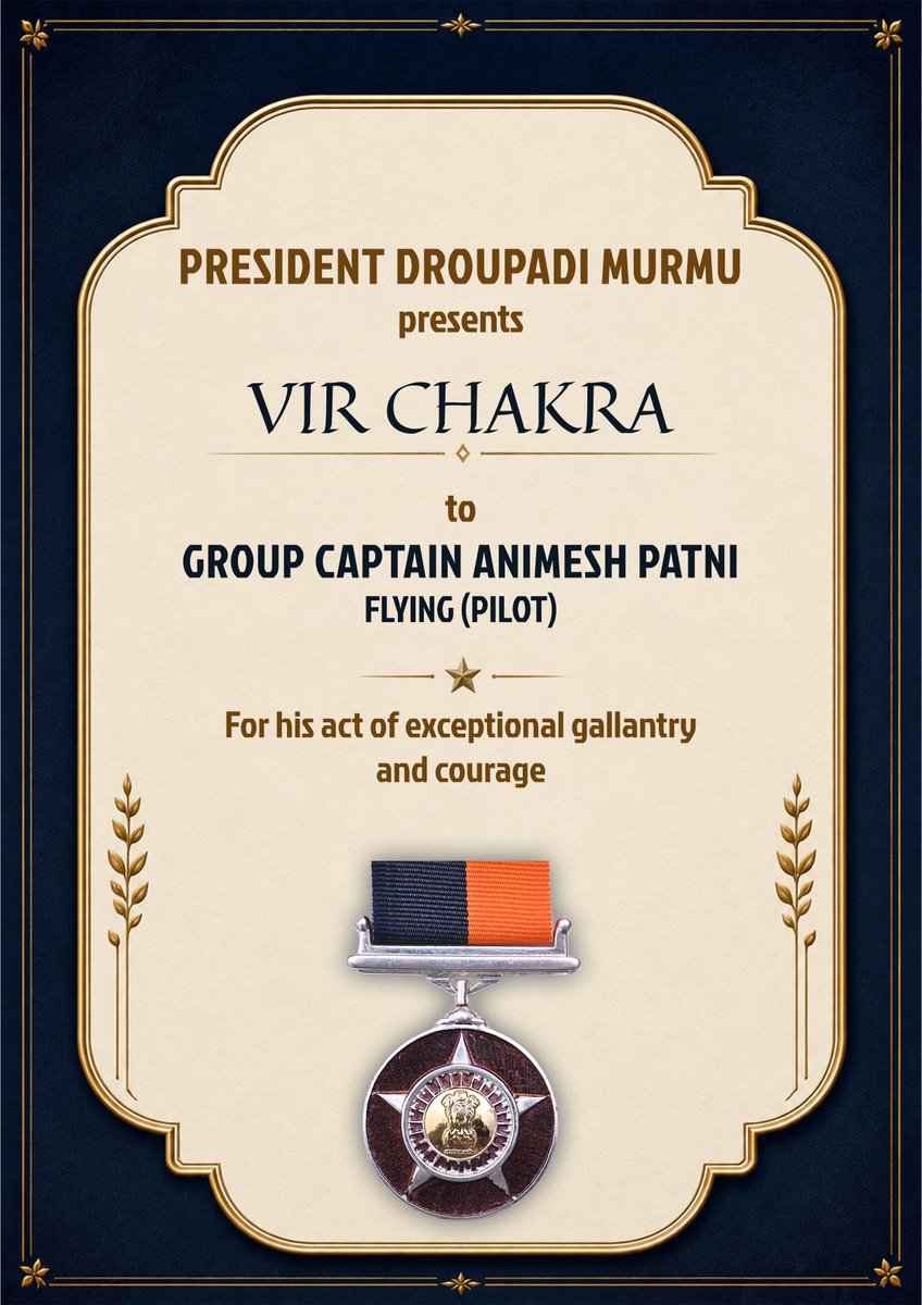 rashtrapatibhvn's tweet photo. President Droupadi Murmu presents Vir Chakra to Group Captain Animesh Patni, Flying (Pilot), for his act of exceptional gallantry and courage. During an operation, while commanding a strategic Surface-to-Air Missile squadron, he supervised surveillance over a very large area and controlled two firing units. His exemplary leadership and management skills ensured effective firepower throughout the operation.