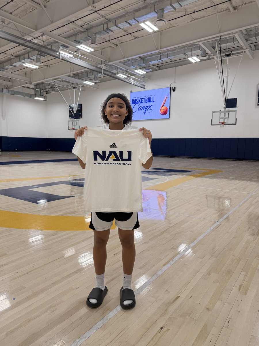 MaliaWoodberry's tweet photo. Elite camp with my parents alma mater @nau . Walked away with the “Charlie Hustle” award. @BryanCamacho__ brought the energy https://t.co/6lLWgrfhos