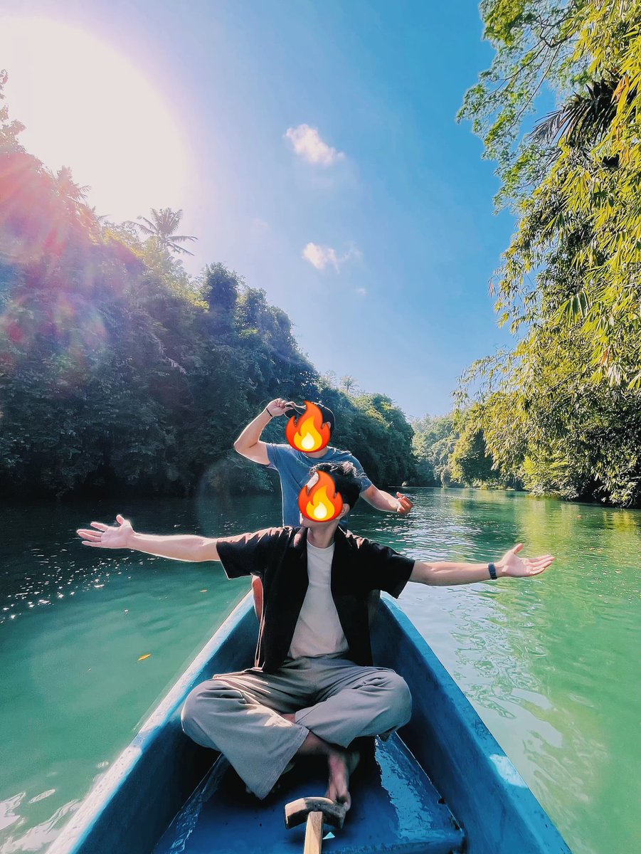 ibracorpius's tweet photo. 2 manusia jawa, explore tanah sunda
hatur nuhun bos dah ngajakin main,
jangan lupa "cai haneut"🤣🤟🏻 https://t.co/BEA8PNHCgl