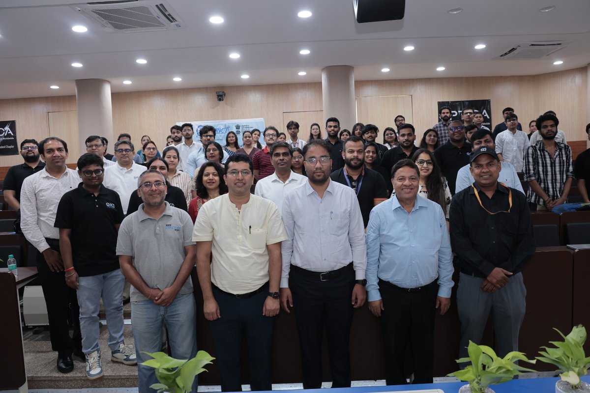 ERNET_India's tweet photo. #ERNETIndia #NSUT #QuantumCommunication #QKD #CyberSecurity #OpticalNetworks #Innovation #DigitalIndia #ResearchAndDevelopment #Technology #Networking #FutureTech #Collaboration #QuantumTechnology https://t.co/eYiMmTRN2I