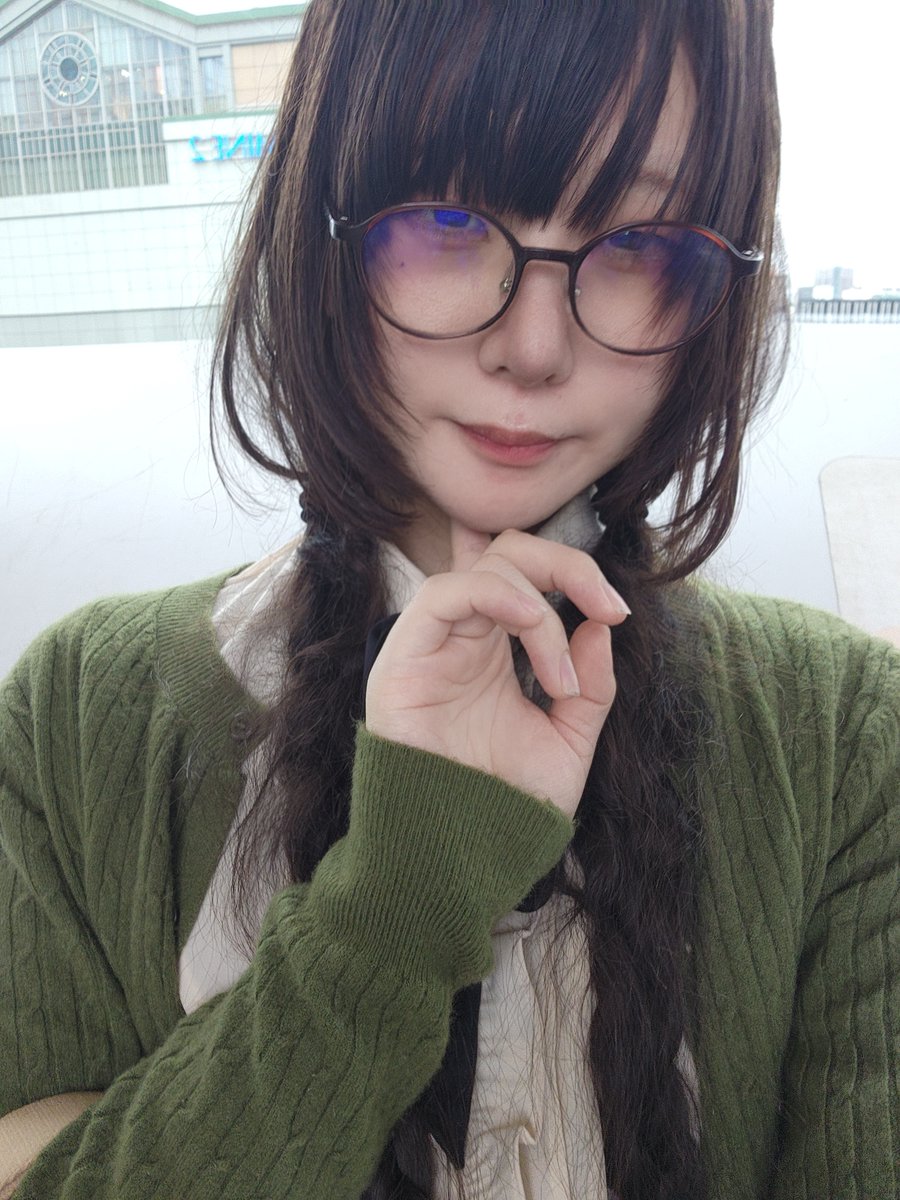 MidoLichan_M_T's tweet photo. 地味顔陰キャオタク🤓📗 https://t.co/3kAT3eXhOD