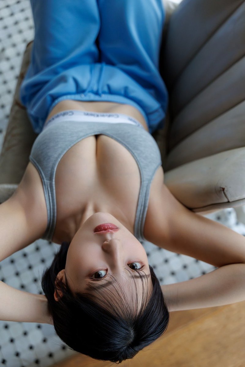 vv_thw's tweet photo. #田中美久 
#CALVINKLEIN 
#カルバンクライン https://t.co/IVl5b7OjW7