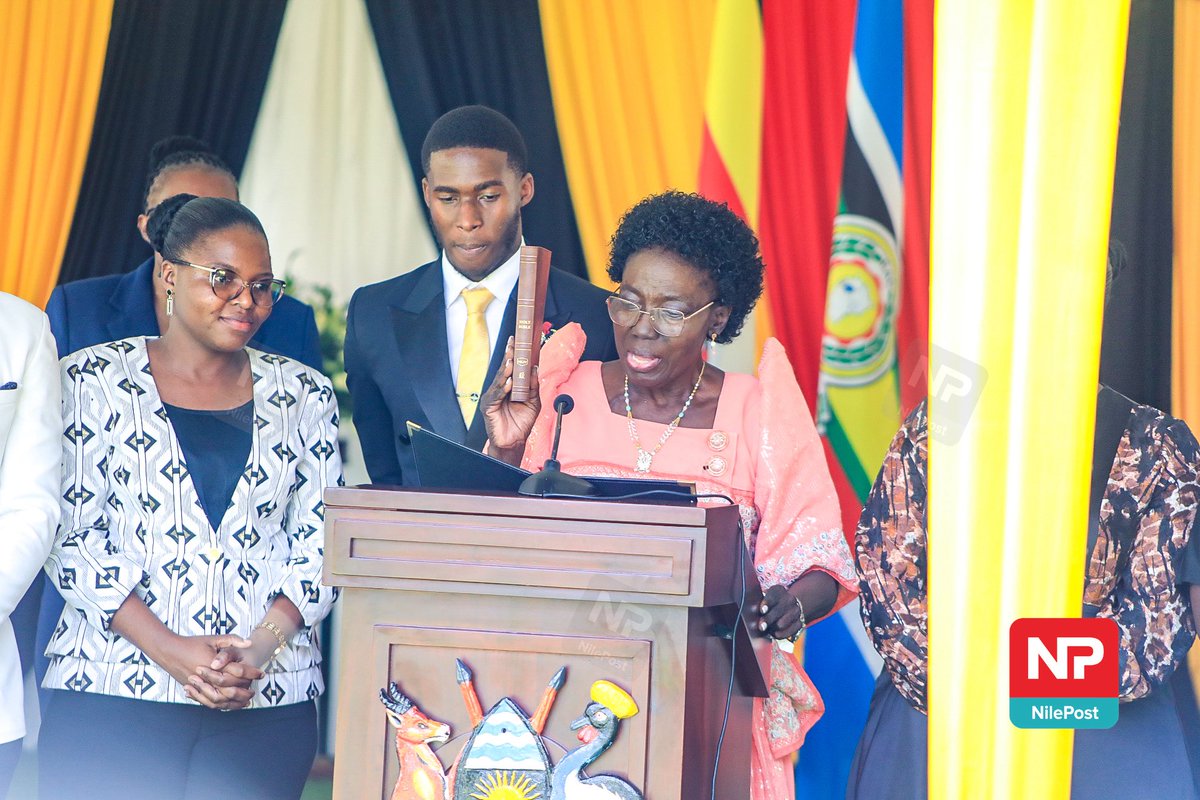 francis_isano's tweet photo. Rt. Hon. @RebeccaKadagaUG has been sworn in as the 1st Deputy Prime Minister and Minister of East African Affairs.

#NBSUpdates https://t.co/RP1CFAYqfI