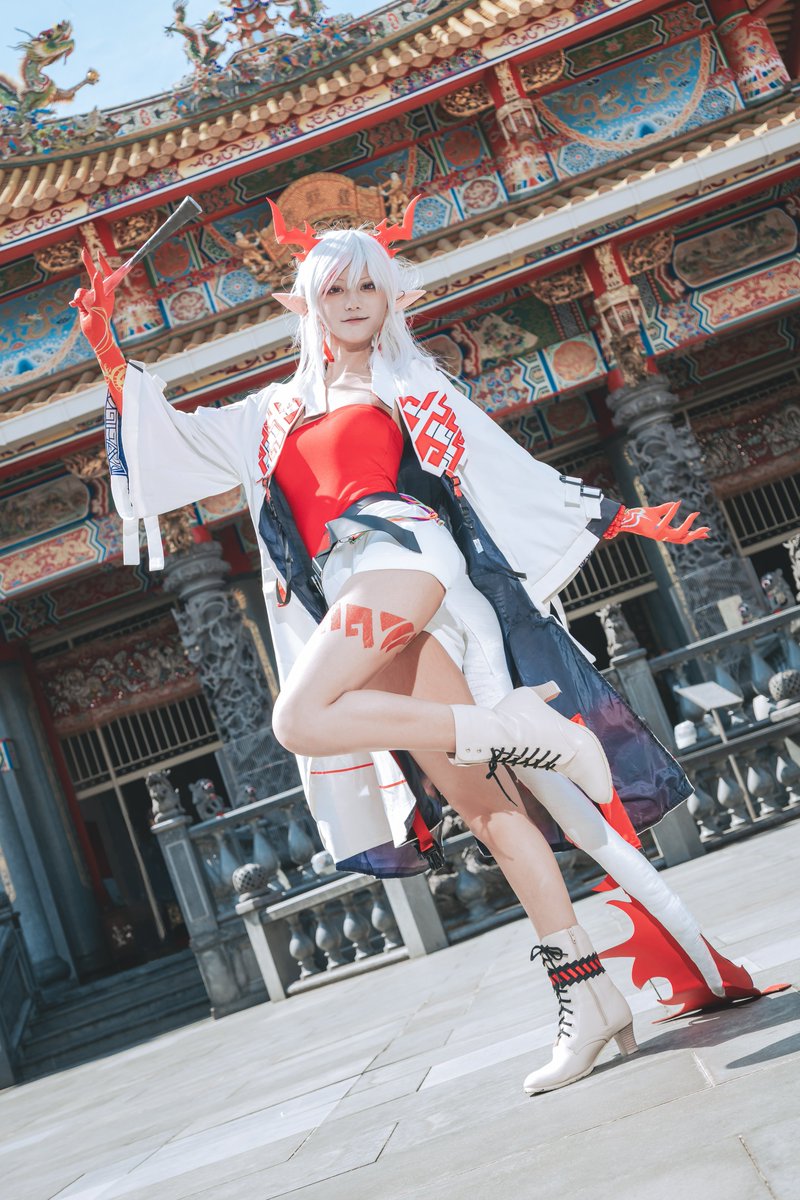 LLosumisumi's tweet photo. ※Cosplay
アークナイツ/明日方舟
ニェン/年

           龍が昇る

📸▶︎青波ひろさん(@aonami_hiro )
※ロケ地撮影許可済
※露出対策のため衣装捏造有 https://t.co/20PrfIq0kZ