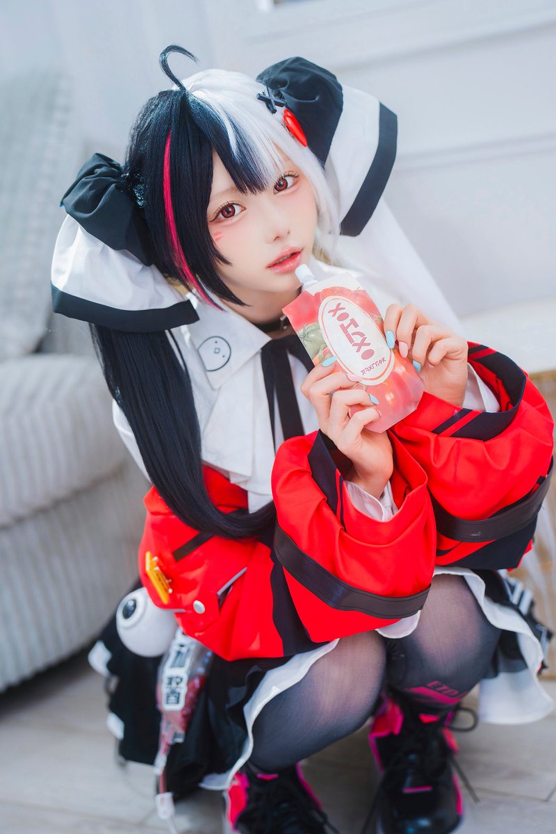 kokoro777pp's tweet photo. #NTE トマトが大好き🍅な
レクイエムちゃんのコスプレをしたよ✨
トマトの夢…見てるのかも…😴💭
#NTEネバエバ #レクイエム　#PR https://t.co/tDG8kQBN19