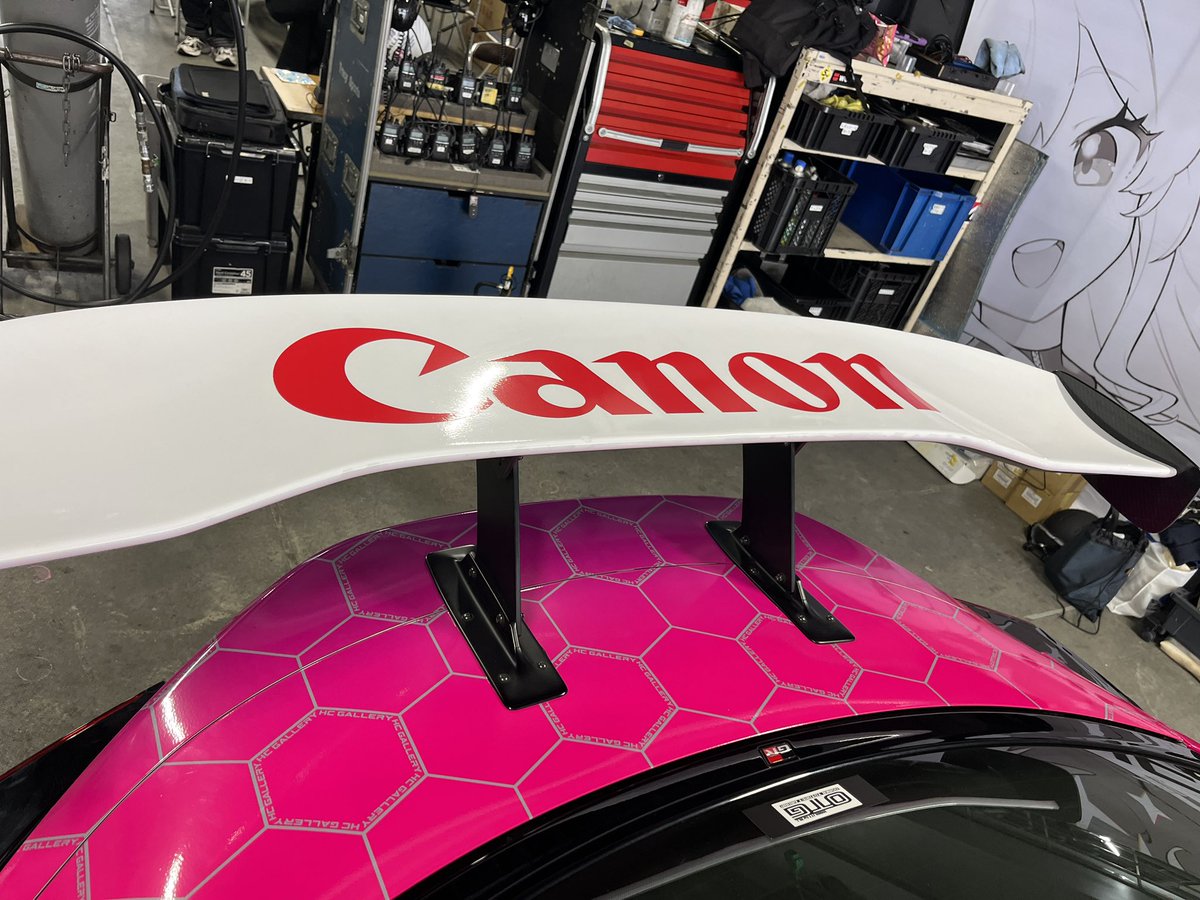 kei282828's tweet photo. このロゴをレースの現場で再び見る日が来るとは…😲

@Canon 
@Canon_mj https://t.co/XLmGe34VB5