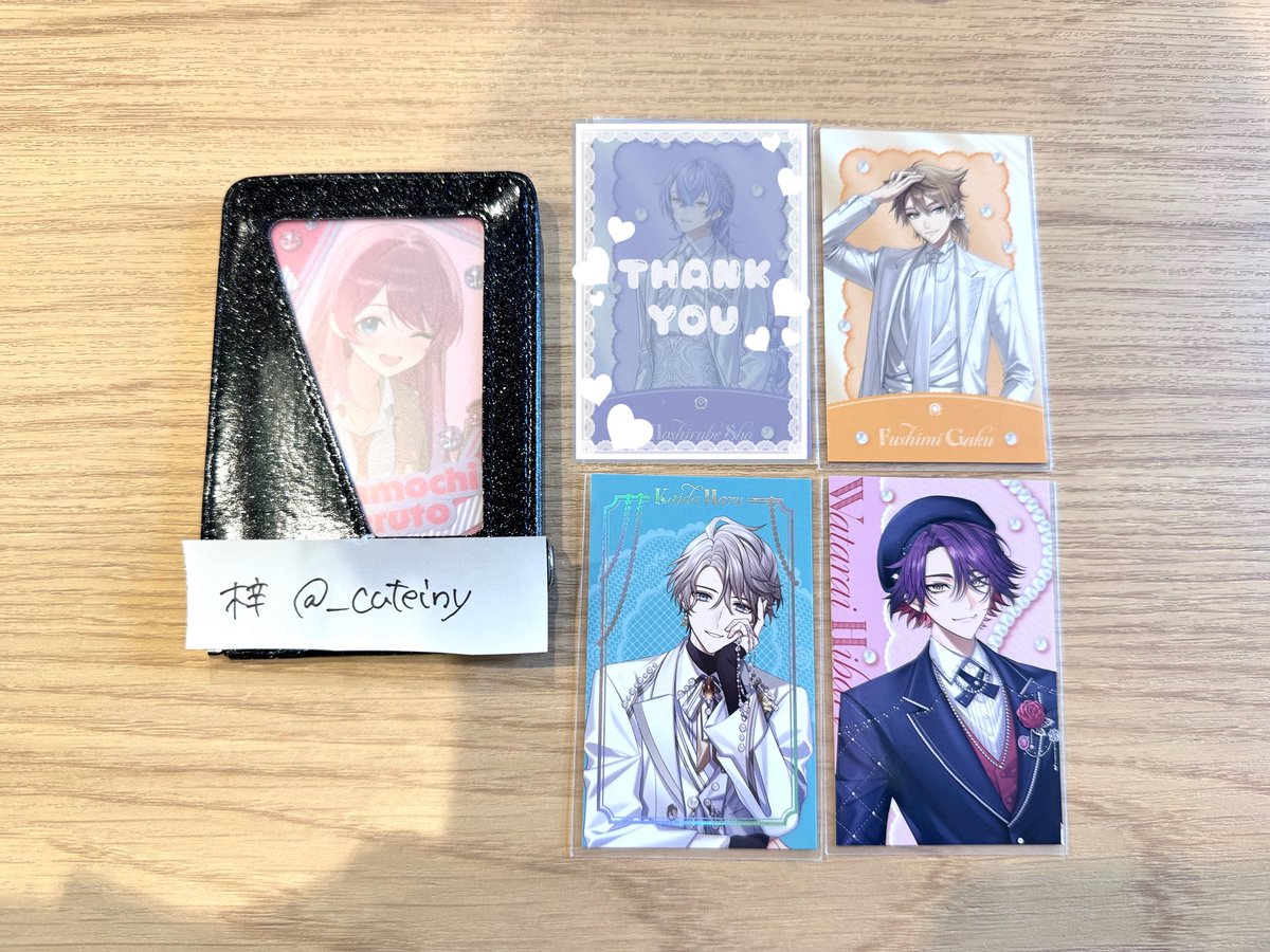 _cuteiny's tweet photo. @po_8c 初めまして、検索より失礼いたします。
当方画像のもの所持しております。紫の方いずれかと1:1の郵送交換はかのうでしょうか？ご検討いただけますと幸いです。 https://t.co/t0uChitsi9