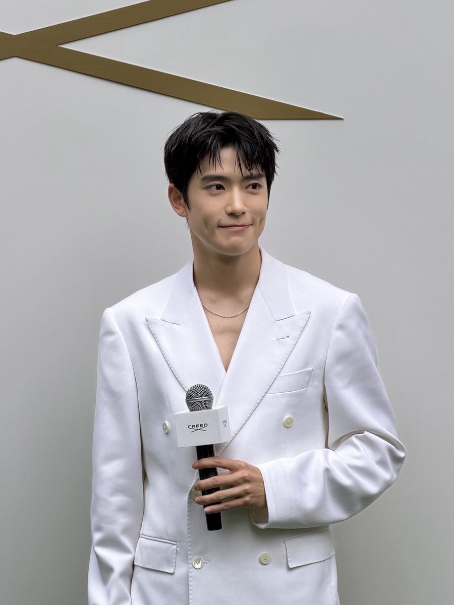 youxcoolkids's tweet photo. ลักยิ้มที่น่ารักที่สุดๆๆๆๆ หล่อจังเลยอะ

JAEHYUN FOR CREED
#JAEHYUNxCREED
#TheHouseofCreed https://t.co/8gGoTa54Gy
