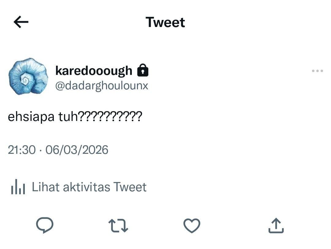la tweet media