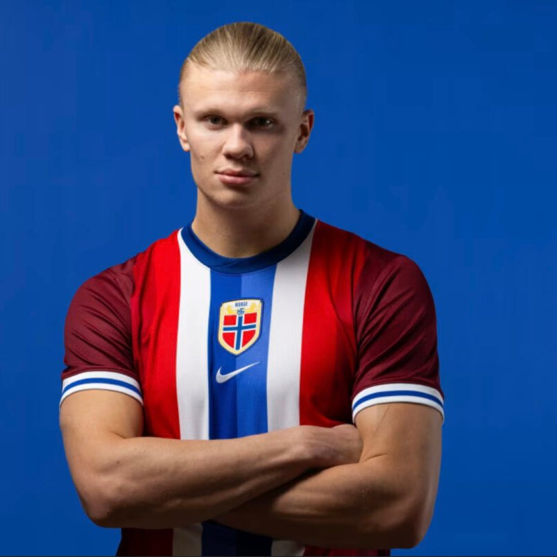 futtmais's tweet photo. Erling Haaland tocou na bola apenas quatro vezes no amistoso contra o Marrocos, o último da Noruega antes da Copa do MUndo.

Esse é o menor número de toques dele em uma partida nos últimos 7 anos por clube e seleção. https://t.co/e6LjDGrY5X