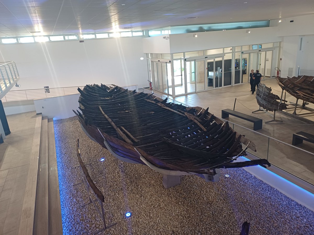 ZamunerDavide's tweet photo. Navi belle in musei dimenticati https://t.co/7oCecRFkRN