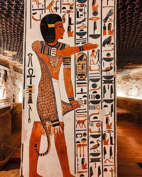 SoucivaMA's tweet photo. Queen Nefertari's Tomb, The Beautiful Wife of the Legendary King Ramses II, at The Valley of The Queens, Luxor, 3300 years ago
مقبرة الملكة نفرتارى جميلة الجميلات وزوجة الملك الأسطورى رمسيس الثانى
 تم حفره ونقشه فى باطن الجبل فى وادى الملكات بالأقصر منذ ما يزيد على 3300 عام https://t.co/nIzbMh7wXx