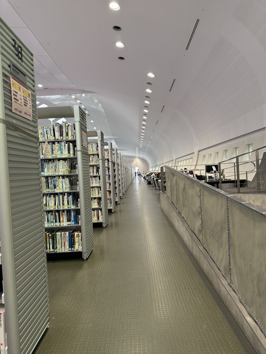 Linkun002's tweet photo. 宮城には映画「図書館戦争」のロケ地の図書館があると聞いて https://t.co/O0laOJ7mcR