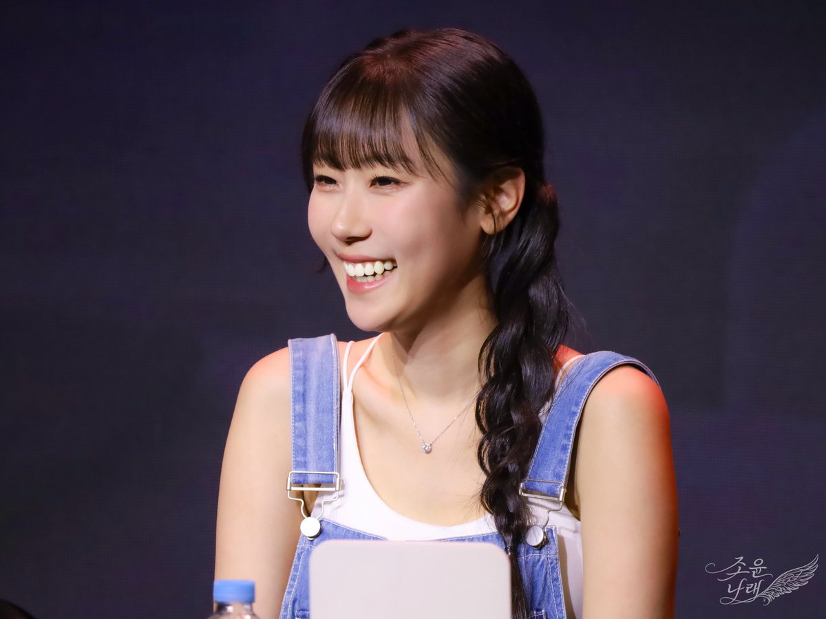 yoonwings_jp's tweet photo. 📷⟡.·260606 ONnOFF FANMEETING🇰🇷

🐰💗

#조윤 #チョユン #JOYOON https://t.co/oQRHU5g8Lv