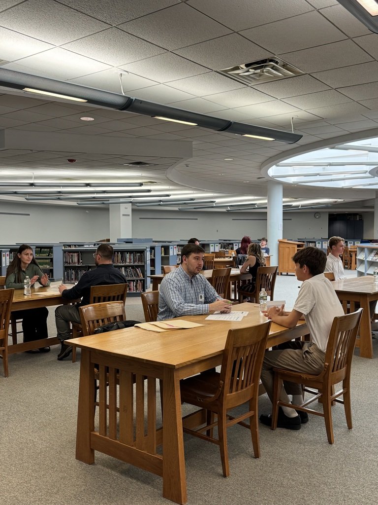 ea_schools's tweet photo. Our High School business students sharpened their professional skills through mock interviews with local professionals from MOOG, Bryant &amp; Stratton, Tesla, SUNY Erie, and Great Erie Federal Credit Union. Building confidence, career readiness, and community connections. #oneEA https://t.co/oqw6XImUbV