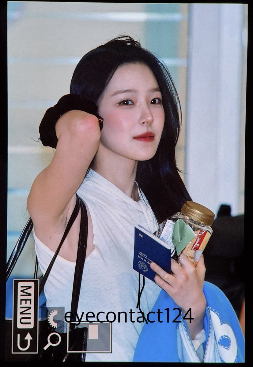 eyecontact124's tweet photo. 260608 pre

#프로미스나인 #fromis_9 #백지헌 #Jiheon https://t.co/Z1Vm4uzHiK