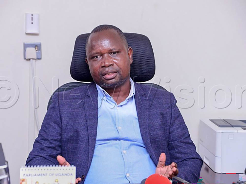 joshjeje2's tweet photo. In the last 4 years, Obore has had a budget of 882 million for clothings.

Interestingly the same gov't cant find money to pay medical interns. https://t.co/FTODXKL24O