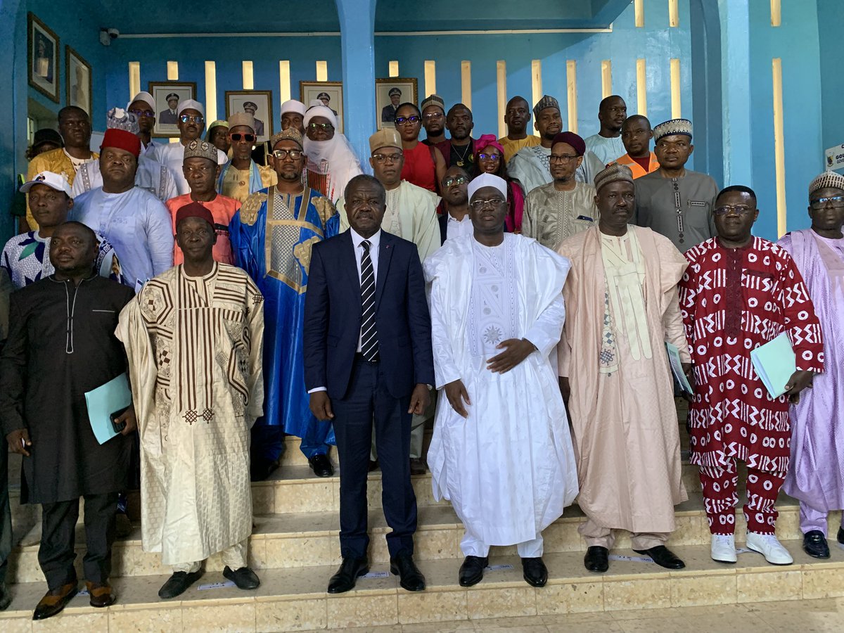SIC_Officiel's tweet photo. KOLLERE : LES TRAVAUX DE 110 LOGEMENTS SOCIAUX OFFICIELLEMENT LANCÉS

La Société Immobilière du Cameroun (SIC) a officiellement lancé, le 2 juin 2026 à Garoua, les travaux de construction de 110 logements sociaux de types 1 et 2 au quartier Kollere. https://t.co/OxWGj0ZoJB