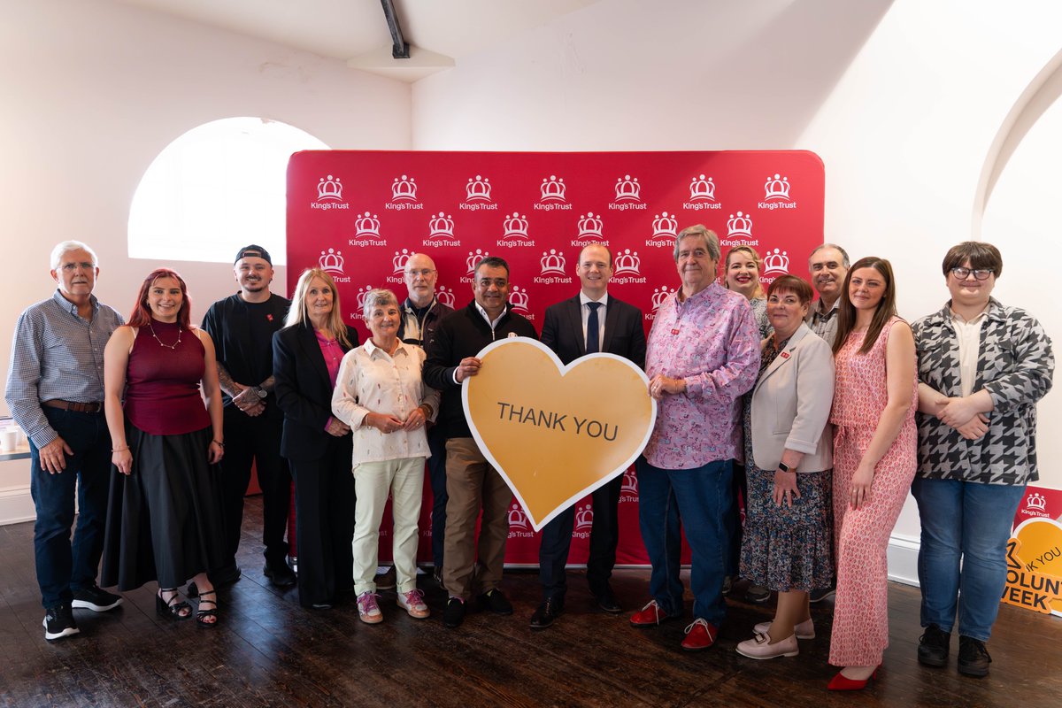 CommunitiesNI's tweet photo. Minister @GordonLyons1 attended the @KingsTrust's 50th Anniversary celebrations at @HillsCastle to mark Volunteers Week 2026.

The King’s Trust helps young people from disadvantaged communities and those facing adversity by supporting them to build the confidence and skills to live, learn and earn.

During his speech at the event, the Minister praised the work of the Trust and paid tribute to the invaluable contribution volunteers make across our communities.