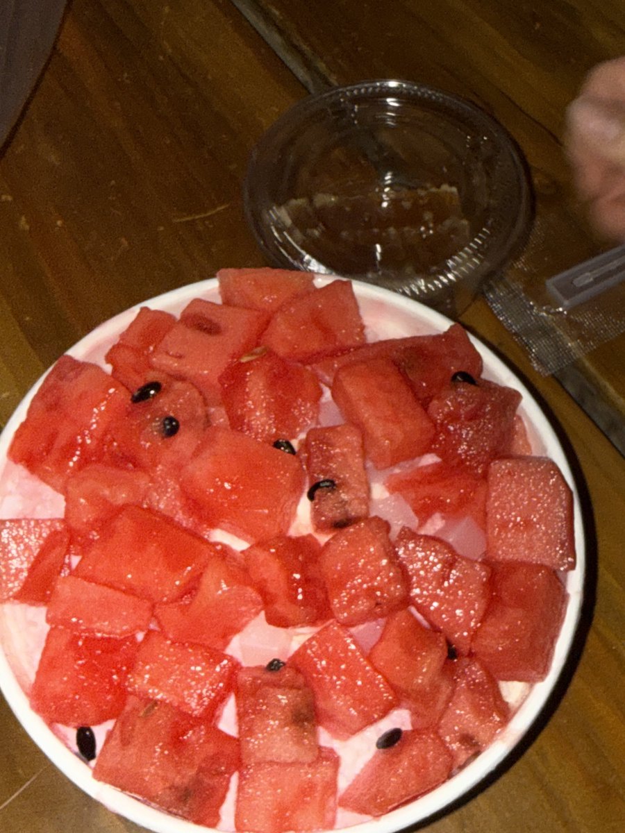 coootsss's tweet photo. 한국 오자마자 먹고 싶었던 것들 차례대로 먹느라 개바쁨 ㄹㅇ 살찌것어 https://t.co/AqFnk3MIl3