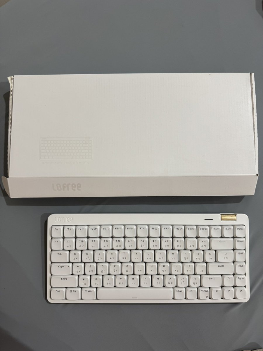 halfpastsecond's tweet photo. ส่งต่อคีย์บอร์ด 84 Lofree flow lite EN/TH
1,800 บาท รวมส่ง จากราคา 2,790 บาท 
ใช้ไปไม่กี่ครั้ง ทุกอย่างปกติค่ะ 
 
#lofree #ส่งต่อ #ส่งต่อคีย์บอร์ด #ส่งต่อแป้นพิมพ์ #ส่งต่อแป้นพิม #แป้นพิมพ์ #คีย์บอร์ด https://t.co/c6yOkACgxm