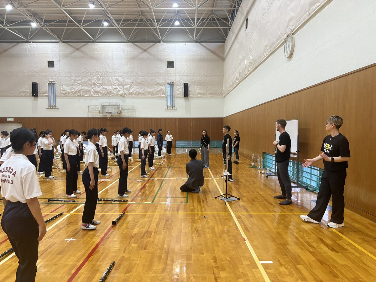 WSWindBand's tweet photo. 本日、ブラスト！メンバーが関テレ生放送ご出演直後にウィンドバンドにご来校、ワークショップを開催していただきました。

#ブラスト #blast #早稲田大阪 #ウィンドバンド #windband https://t.co/w5vsXTCbwZ