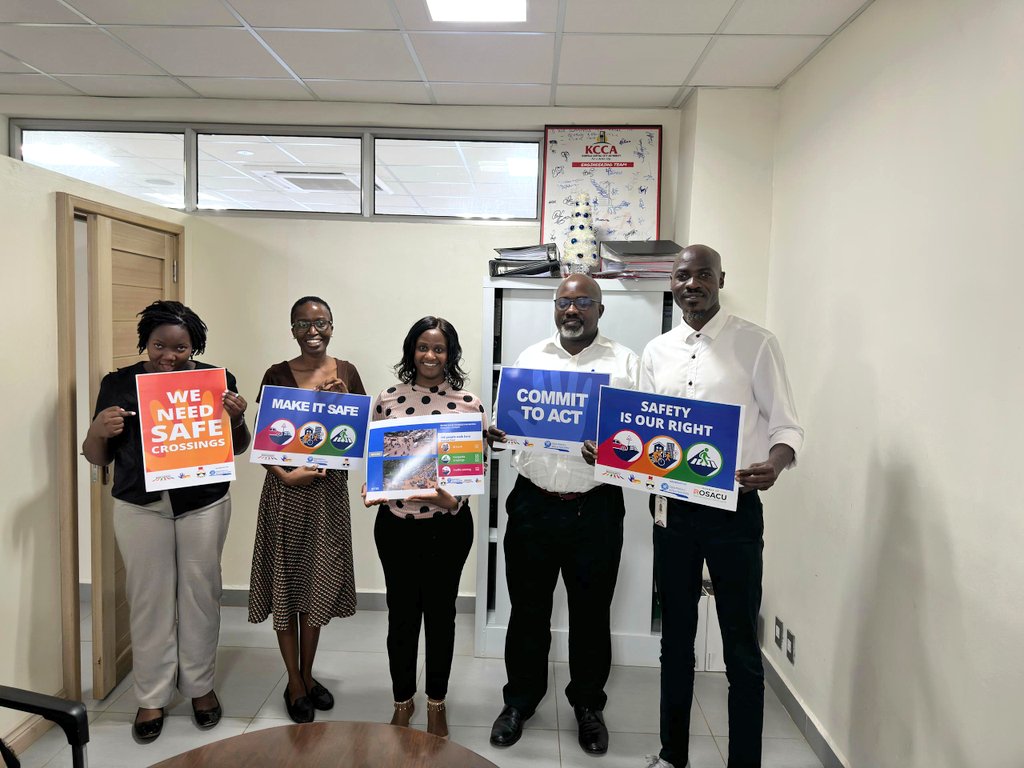 KalemaxA's tweet photo. #CommitToAct

Inclusive mobility begins with infrastructure that works for everyone. Cyclists, pedestrians, and motorists all deserve road facilities that enable safe and efficient movement. 

Glad to see government making strides towards creating roads that cater to all users. https://t.co/LMlBoBYpQd