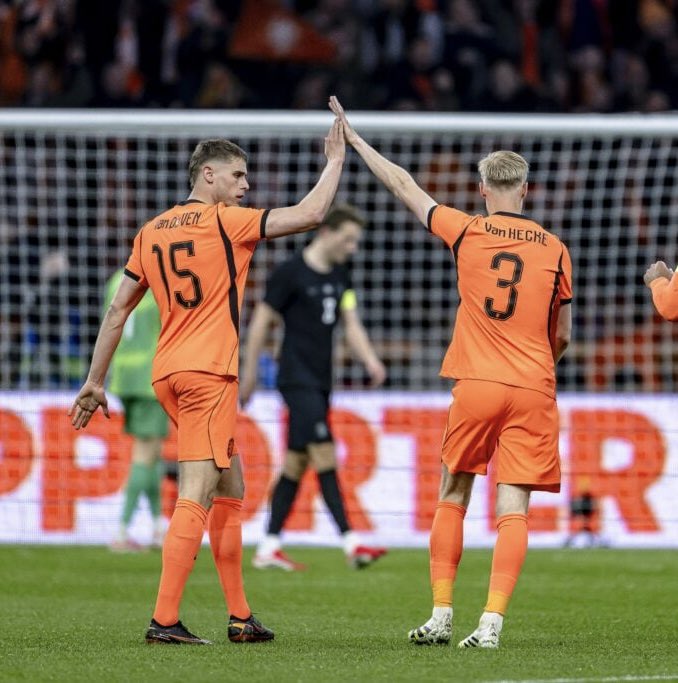 HotspurLane's tweet photo. Van De Ven convincing Van Hecke to join

Xavi been in Savinho’s ear all year

#THFC’s Dutch players are doing a better job at recruiting than Johan Lange…🇳🇱 https://t.co/ttnmLgWO0r