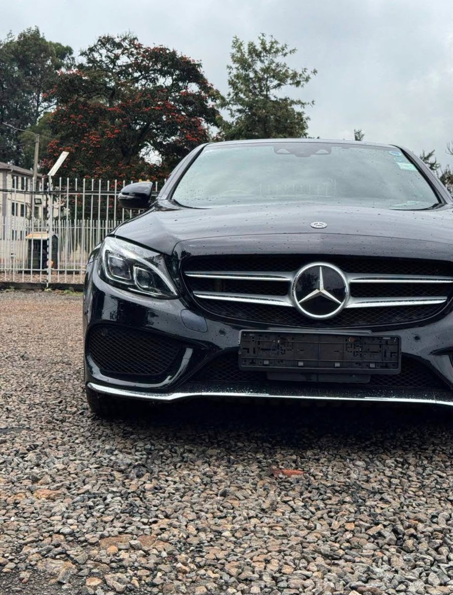 BeyondTarmac's tweet photo. √ More Exterior Photos and Engine Bay https://t.co/4AfNhxohG2