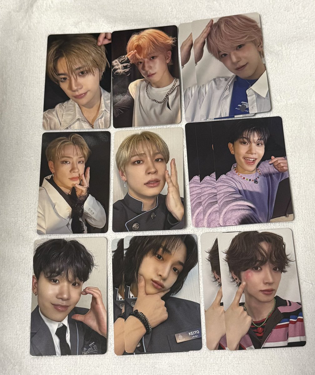 stone_09090's tweet photo. PRODUCE 101 JAPAN 新世界 日プ新世界
交換 ファイナル グッズ トレカ　

【譲】画像(リプに続きます)

【求】飯塚亮賀 id 旧制服＞その他亮賀グッズ

n:1可能です〇

郵送希望📮
条件合う方いましたらdmまたはリプよろしくお願いいたします( .ˬ.)"

#日プ新世界交換 #新世界交換 #日プ交換 https://t.co/JmLwpJRLhl