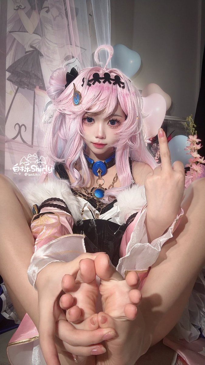 BailiKoi's tweet photo. 有高考的小粉丝和我说😡他们英语考ob一串字母小姐了，我觉得吧赤石几个钟头换点分数很合理吧😇 https://t.co/OwbDm0ASY2