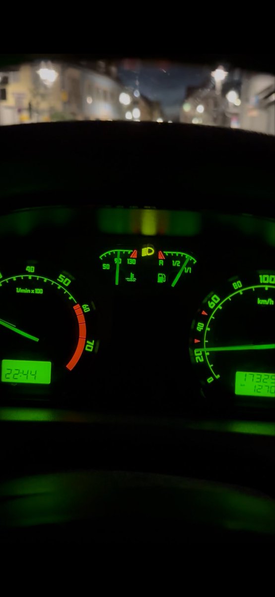 probablyaround's tweet photo. @basedondennis Could you identify the car just by looking at the tachometer? It’s helpful of the certain colour but which model 😁 https://t.co/6uHI7lwU6c