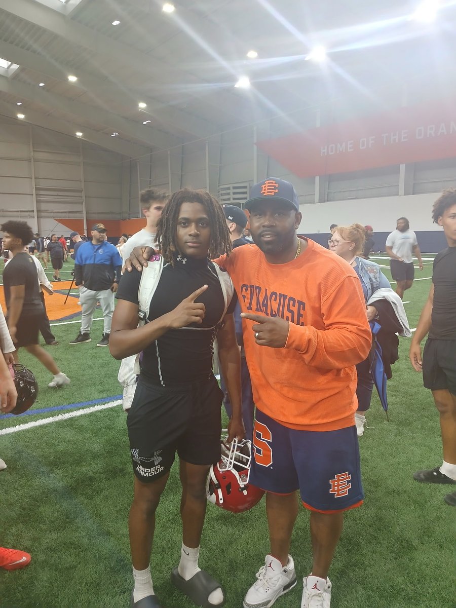 AmareGordon0's tweet photo. Had a great weekend at Syracuse University competing in the 7v7 tournament and at camp. Thank you to the Syracuse staff for the opportunity. 
@FranBrownCuse @CoachWatkCUSE @CoachB_Wright79 @CoachHarrisDOT @JT_54 https://t.co/PjRRfQ6BIe