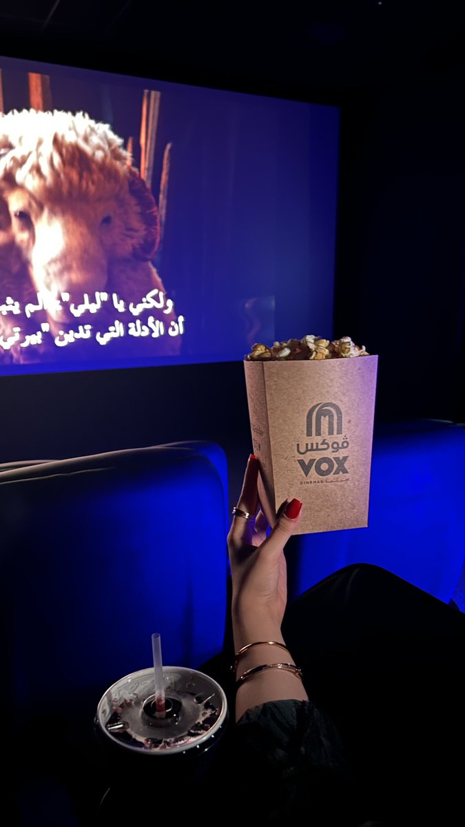 At_nouf's tweet photo. شكرًا على كل لحظه وعلى كل يوم جميل مر معكم.. 
سنين مرت وكنتم الأخوات قبل تكونون مسات بالنسبه لنا✨😢
 
يوم يخلد بالذاكرة ولله الحمد والمنه ❣️ https://t.co/Rte0qs5maJ