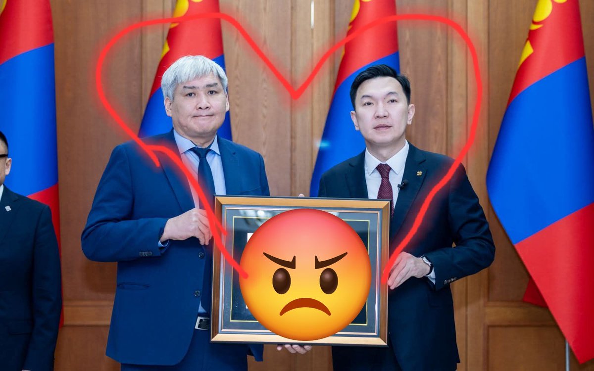 sbd37's tweet photo. @Unurtsetsegn Мангар намаа одоо тэгээд таны АН гэгч нам нь өмхий цүнхчидтэй нь огцруулаач. Зориг нь хүрдэг юм бол, чадал нь хүрдэг юм бол тэгээд ухраадаг мангараа огцруулчихаач. Одонгийн хүү гэгч нь. Зориггүй, ухаан муутай мангар юм байж. Одоо оджаргал ац чинь дэмжихгүй л бол засаг огцрохгүй. https://t.co/rfyJvQtH0n