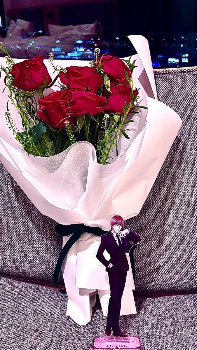 Hia__665's tweet photo. 6.6 생일상 올려봅니당
인스타랑 틱톡엔 이미 다 올럈는데 트위터에 올리는 걸 깜박했슨.. https://t.co/EtKdizs0Qy