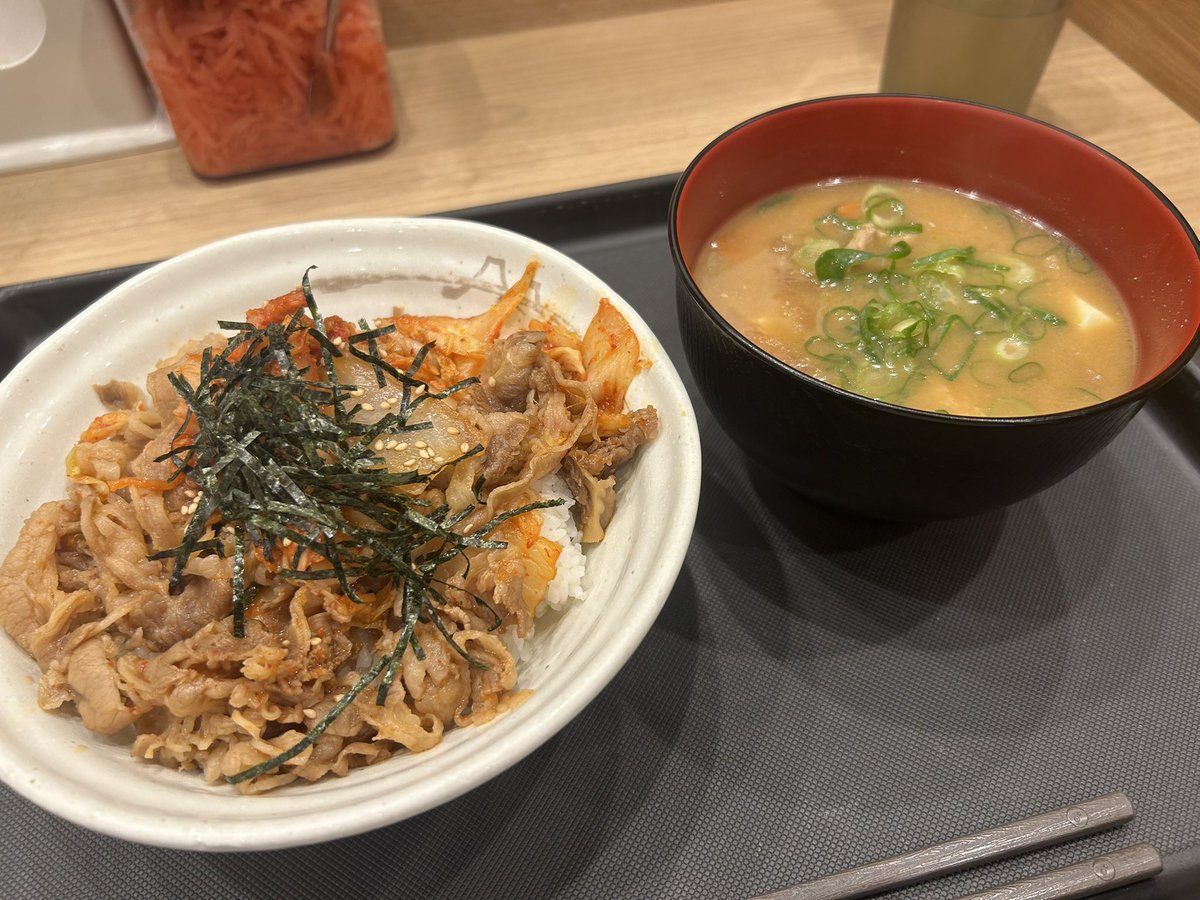 kachaize's tweet photo. 朝昼記憶なし
夜ご飯はこれ https://t.co/G9Um8OptJ9