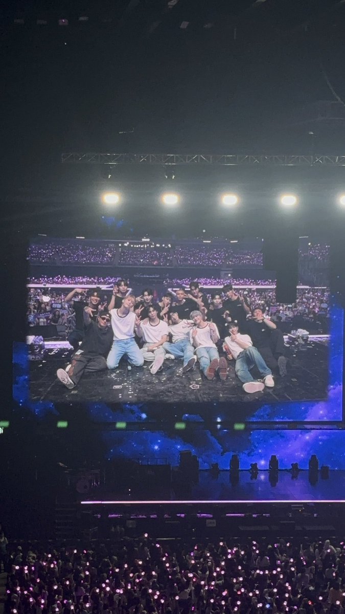 mbhd_fv's tweet photo. 1년이 너무 빨리 지나가고... 다시 이 공간으로 https://t.co/tZGC0PvfL3