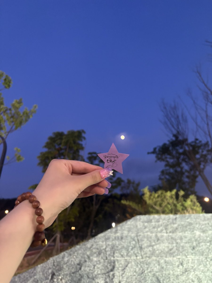 mbhd_fv's tweet photo. 1년이 너무 빨리 지나가고... 다시 이 공간으로 https://t.co/tZGC0PvfL3