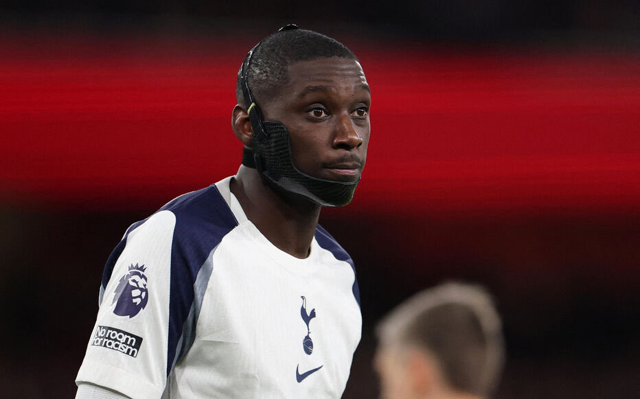 ILE2PARIS's tweet photo. 🚨 MERCATO 🔴🔵

Le PSG hausse le ton pour Randal Kolo Muani : 35 à 40 M€ + bonus réclamés 
(contre 25-30 M€ évoqués au départ) 💰

Paris pas pressé de vendre, à la Juventus de s'aligner. Le joueur, lui, 
veut filer au Piémont 🇮🇹

(via @footmercato)

#teampsg #PSG #ILE2PARIS #mercato