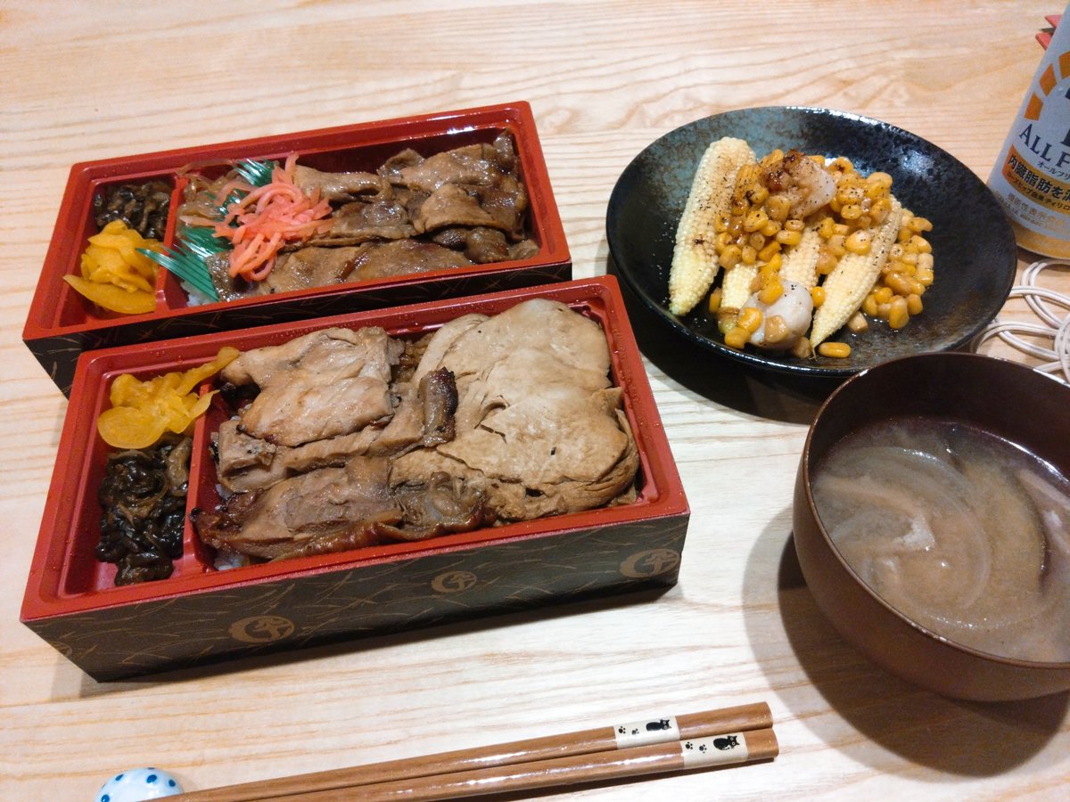 manjill's tweet photo. 登利平の弁当、ホタテいただいたのでバターコーン炒め #デリシャスパーティドバドバ https://t.co/xzmUnFALge